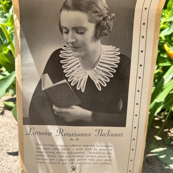 Sewing Pattern - Lorraine Renaissance Neckwear - Picture 2 of 5